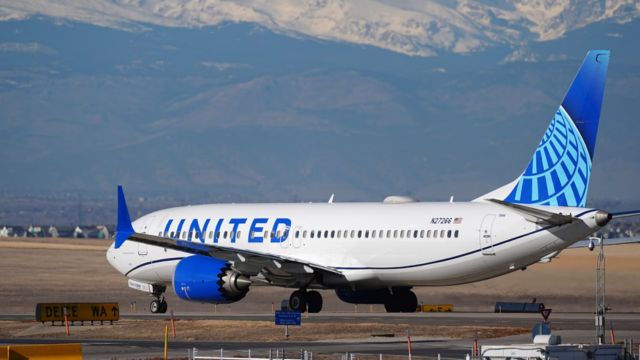 A United Airlines 737 Max Hit a Coyote on the Runway and Went on a 40-minute Flight That Went Nowhere