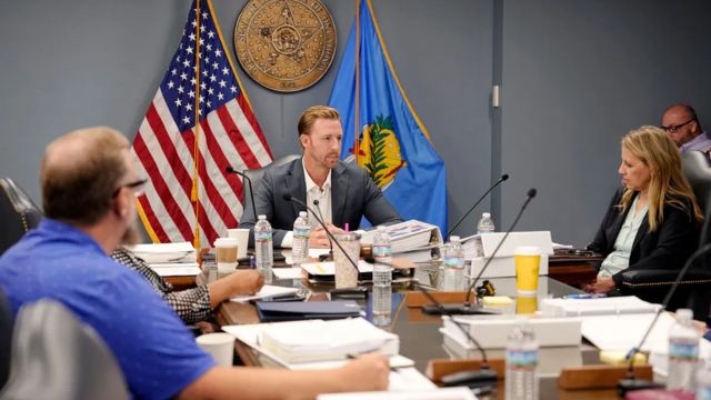 Oklahoma Board of Education Votes to Mandate Citizenship Proof for Parents Enrolling Students