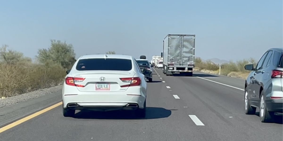 Arizona Lawmaker's Plan $500 Fines and Big Signs to Stop Slow Drivers from Blocking Left Lane