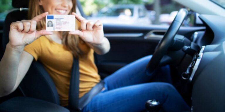 Don’t Get Fined in the U.S.! Essential Rules Every Foreigner Must Know Before Driving