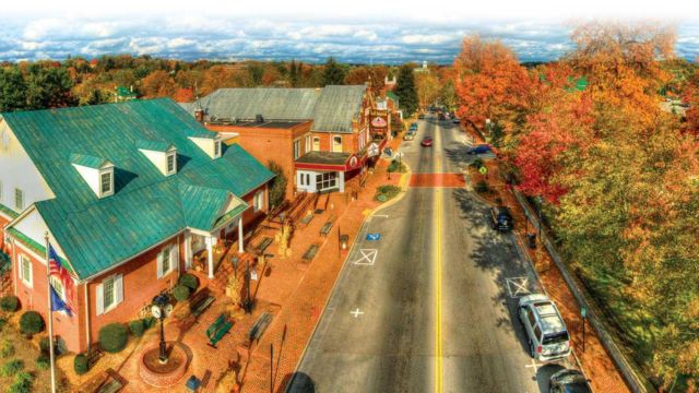 Looking to Retire in Virginia? These Affordable Towns Will Save You Big!