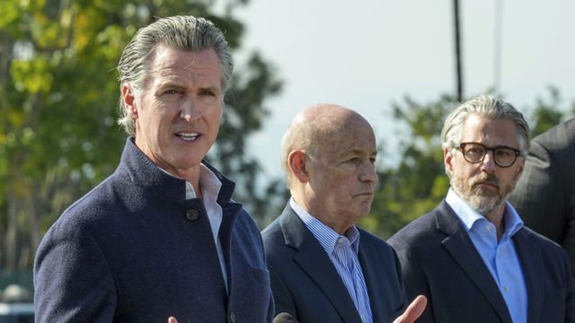 Newsom Announces Initiative to Simplify LA Wildfire Recovery and Expand Food Benefits for Survivors 