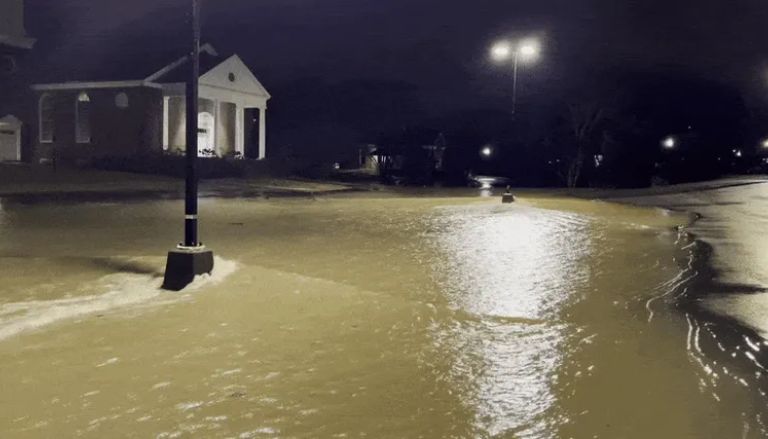 Possible Tornado Strikes Tennessee, Leaving at Least 2 Dead and Widespread Destruction