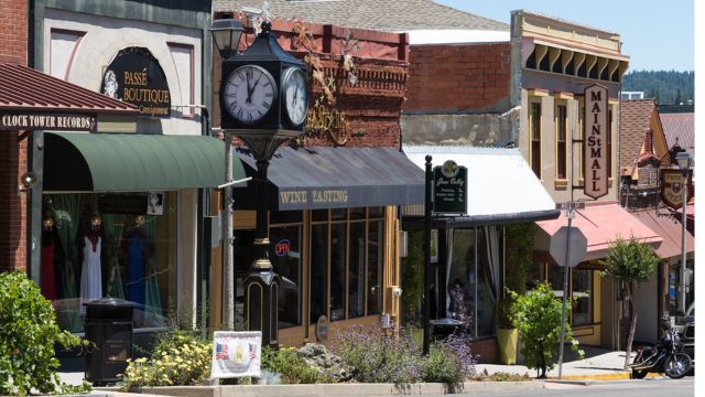 Retiring in California? These Towns Are Perfect for Your Next Chapter