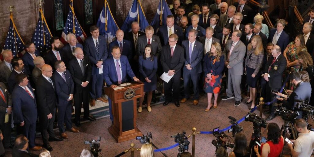 State of South Carolina to Implement 3.99% Income Tax Rate for All by 2026